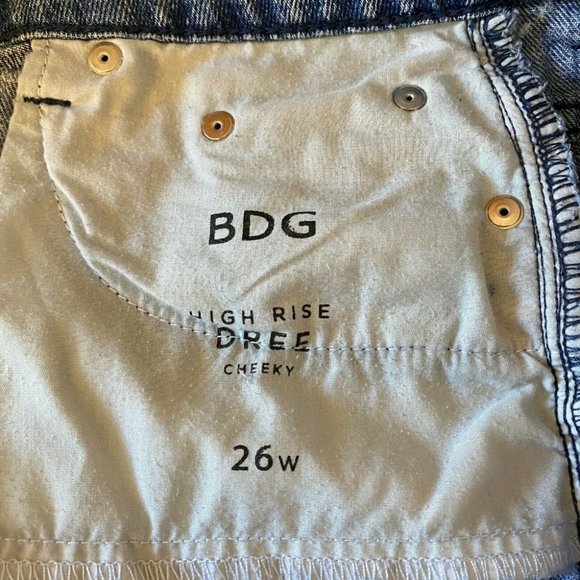 BDG High Rise Shorts 26 Acid Wash Dree Cheeky‎ Fray Hem 5 Pocket Denim - Picture 7 of 11